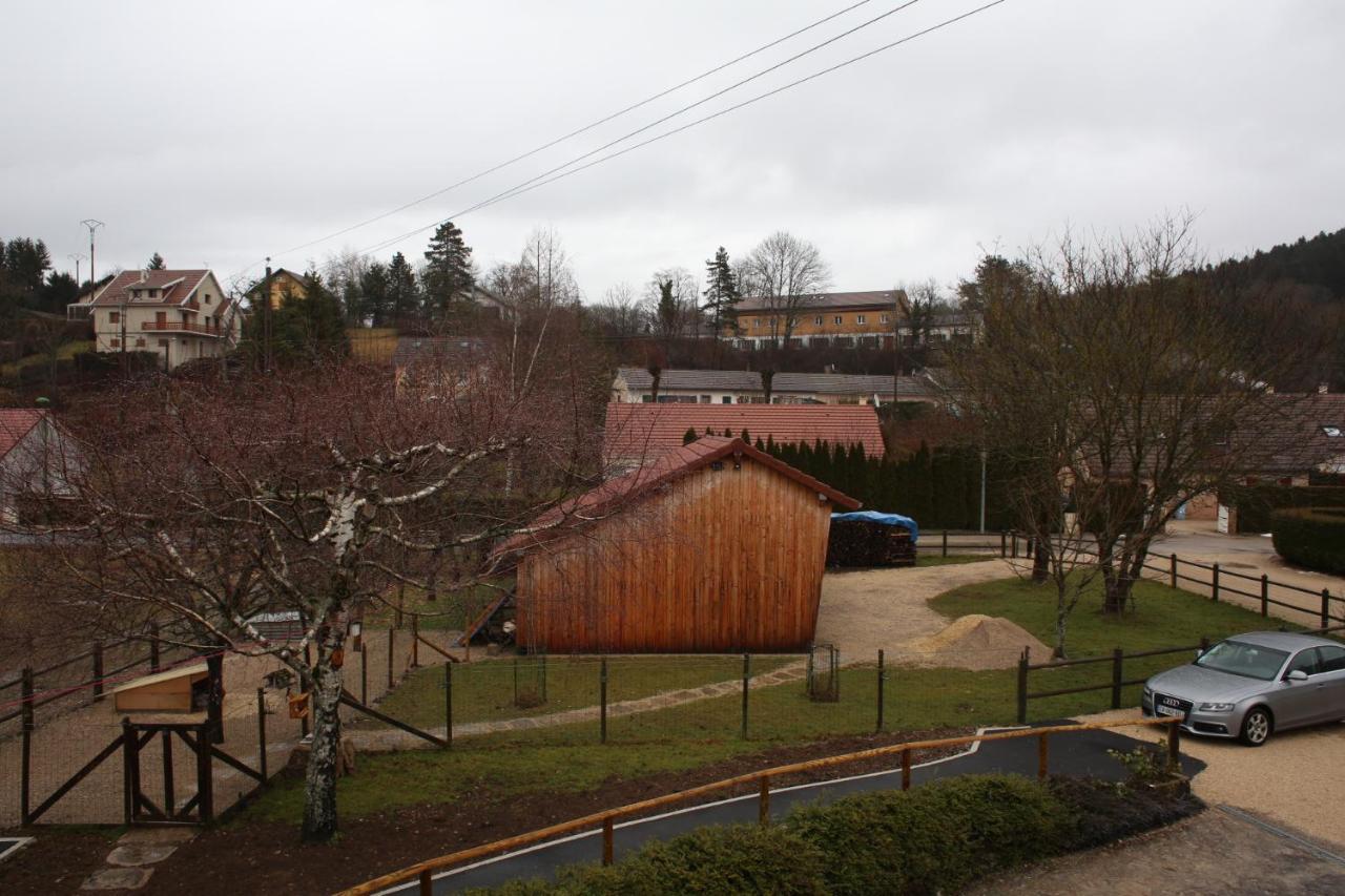 Chambre D'Hotes Des Poisets Crotenay Exterior photo